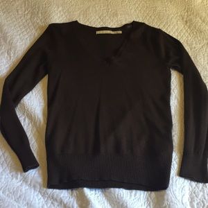Old Navy brown v-neck sweater